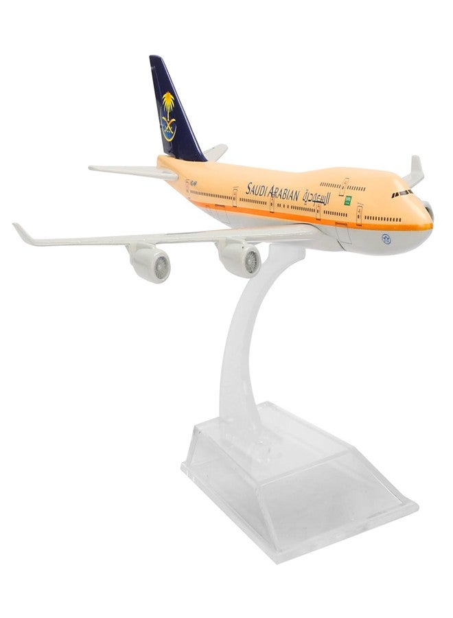 ARTVARKO Aeroplane Saudi Arabian Airlines Scale Model Die Cast Metal Boeing 777 Aircraft Highly Detailed Replica Gift for Aviation Enthusiasts Multicolor 16 CM - Image 3